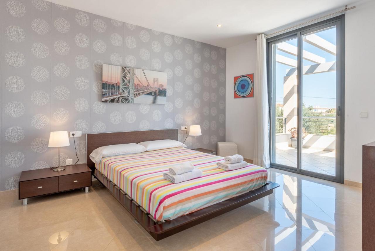 Villa Varadero By Mallorca House Rent Puerto Colom Exterior foto